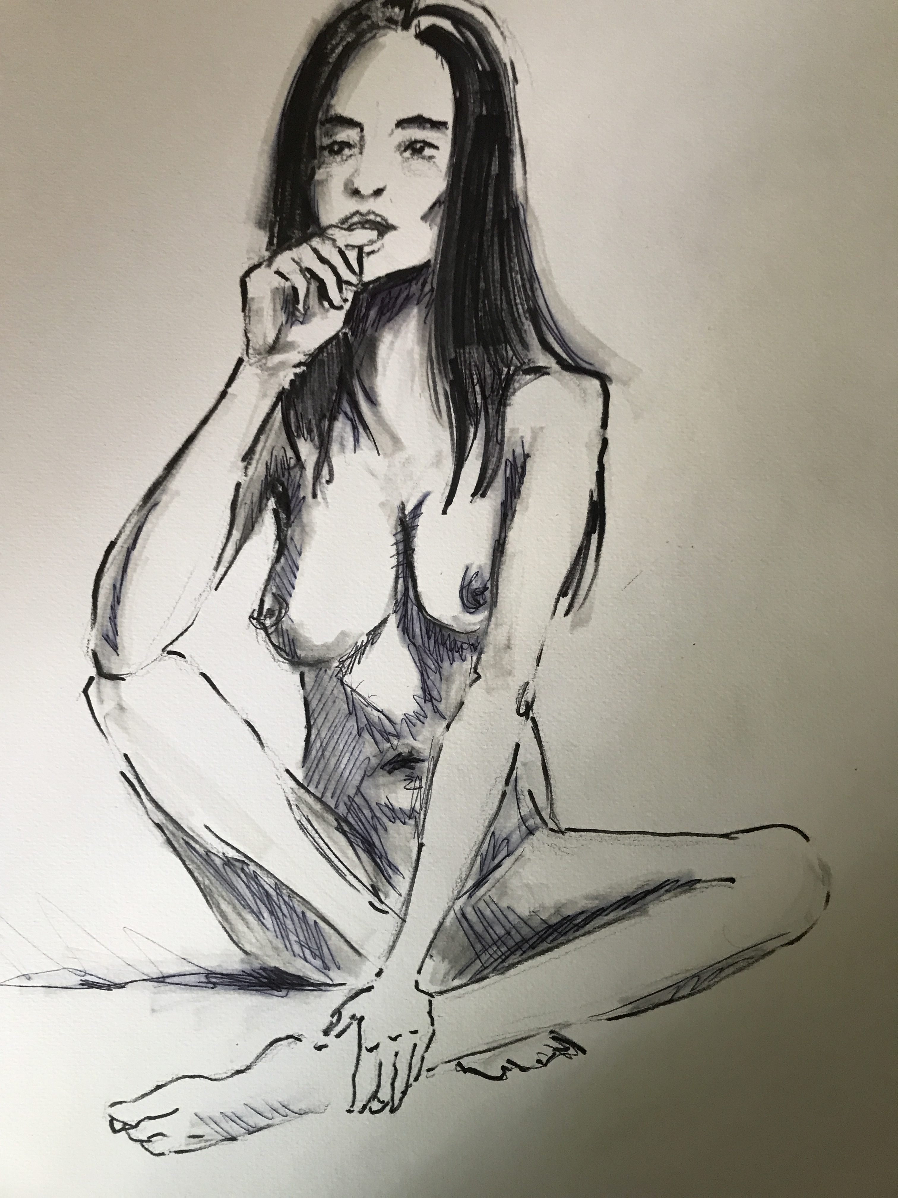  Croquis femme assise feutre alcool noir et gris  cours de dessin 